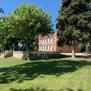  Couette-café Château Ratou France